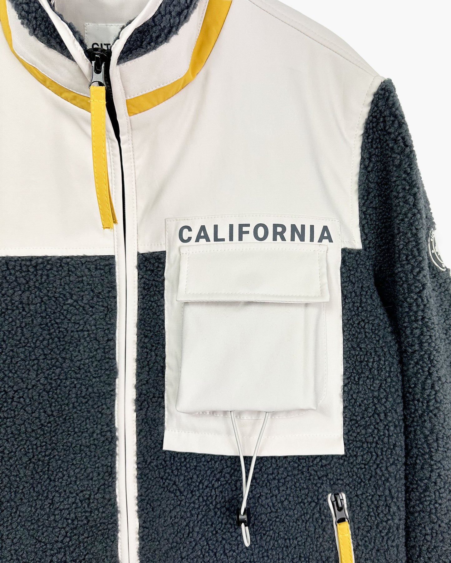 CA Sherpa Jacket Lim Ed.