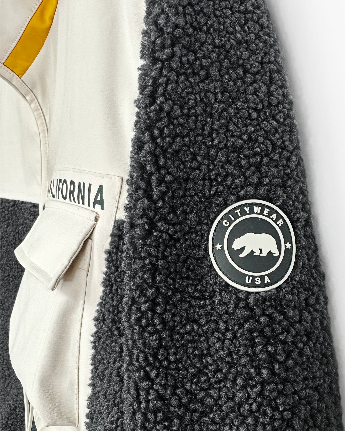 CA Sherpa Jacket Lim Ed.